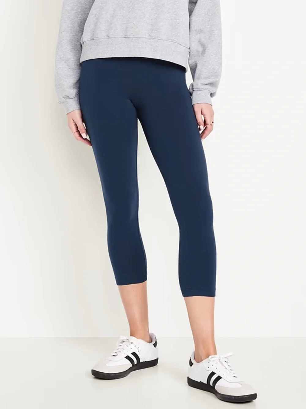 All In Motion Ultra High Rise Everyday Soft Capri Leggings Navy Size M | NWT